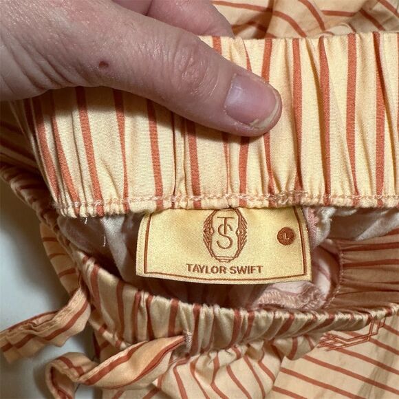 Taylor Swift Women's Striped Pajama Set Orange Size L - Picture 4 of 11